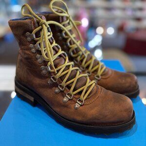 JOHN FLUEVOG BANKER "SOROS" HIKER - MENS 8/WOMENS 10